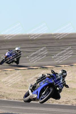 media/Jan-15-2026-Racers Edge (Thu) [[dfebeb70ab]]/3-B Group/Session 2 (Bowl Exit)/